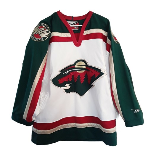 Vintage minnesota wild - vintage, 90’s